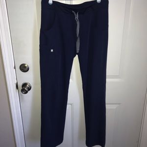 Figs Kade Cargo Scrub Pants - Navy